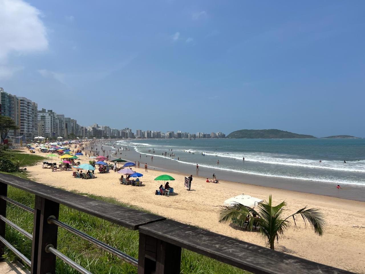 Apt 3Q Luxo Com Ar E Jacuzzi Na Beira Mar Guarapari Exteriér fotografie